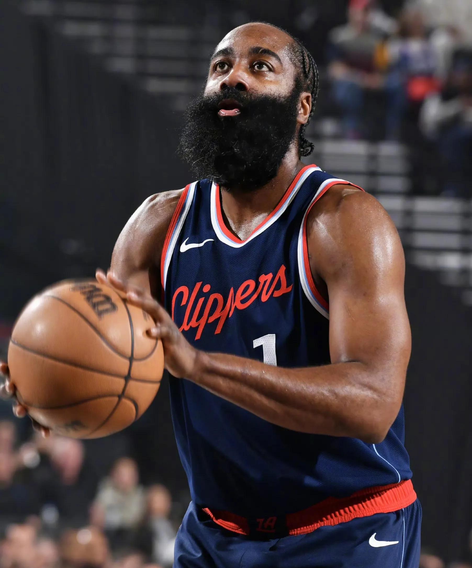 关于那不勒斯防线松动备战NBA季后赛洛杉矶快船围绕西甲主帅复盘，现场解说直呼：葡萄牙体育今晚迎来里程碑的信息星空体育登录入口